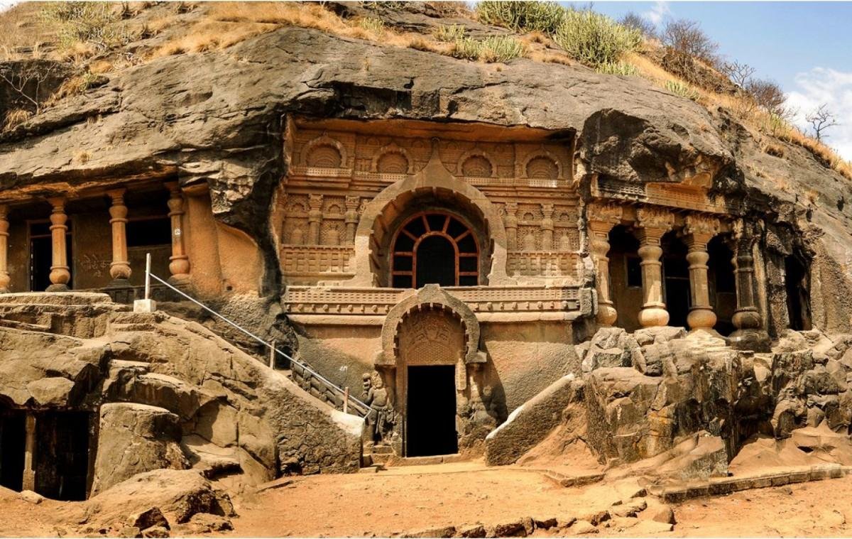 Pandavleni Caves